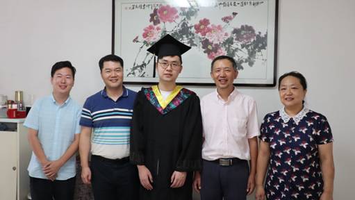 f5c2aacd93ac09552978f93ef4f3b33